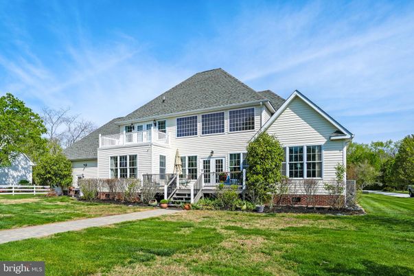 Backyard, Exterior, Facade, Georgian