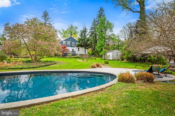 Backyard, Exterior, Pool