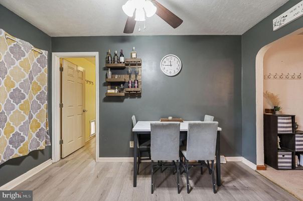 Dining room, Interior, Wood Texture Flooring