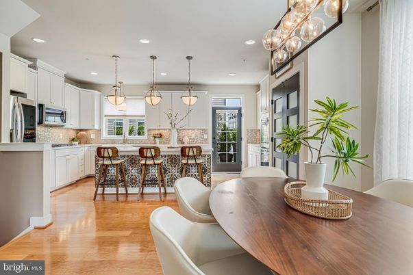 Dining room, Interior, Kitchen, Pendant Lights, Recessed Lighting, Wood Texture Flooring