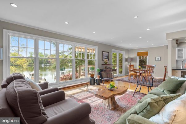 Dining room, Interior, Living room, Recessed Lighting, Wood Texture Flooring