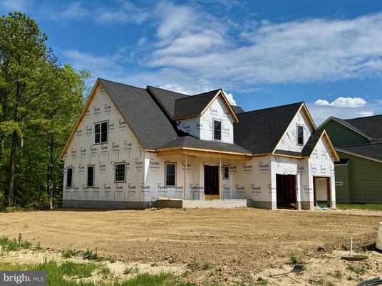 Exterior, Facade, Farmhouse