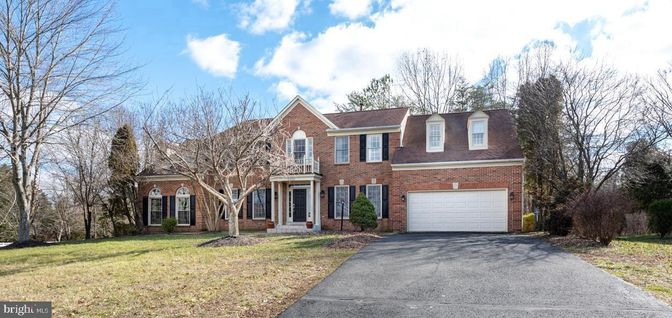 Attached, Exterior, Facade, Brick Facade, French Provincial