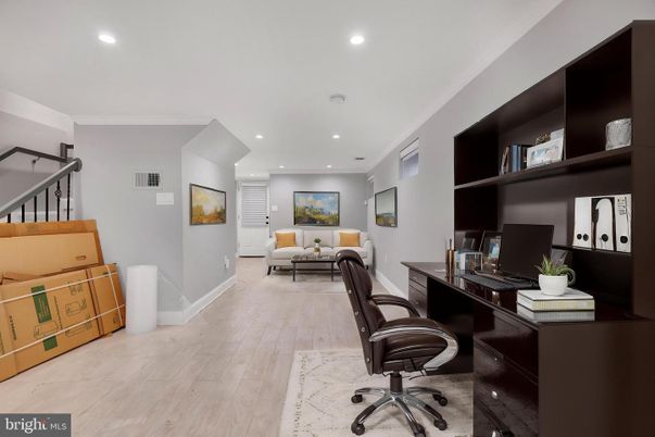 Home Office, Interior, Recessed Lighting, Wood Texture Flooring