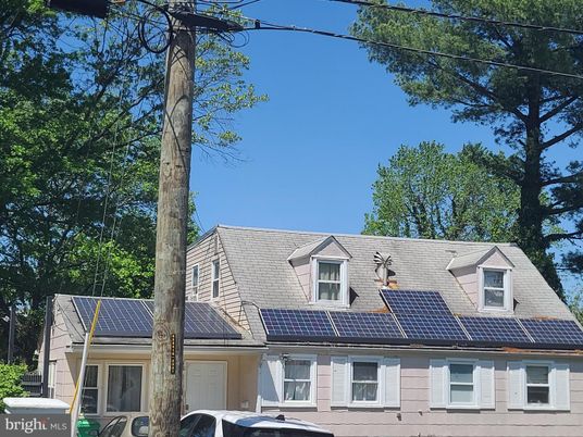Exterior, Facade, Solar Panels, Cape Cod