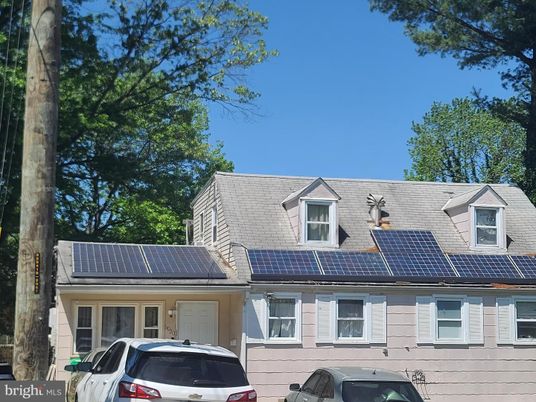 Exterior, Facade, Solar Panels, Cape Cod
