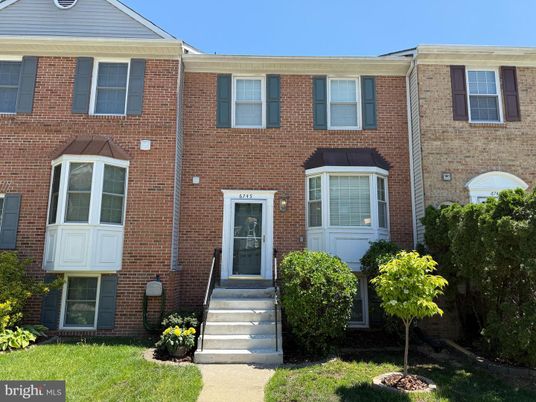 Exterior, Facade, Brick Facade, Rowhouse