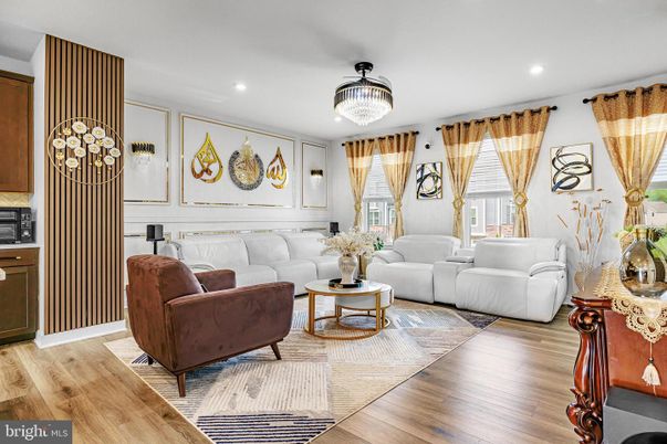 Chandelier, Interior, Living room, Recessed Lighting, Wood Texture Flooring