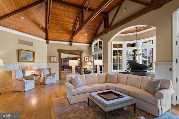 Interior, Living room, Pendant Lights, Piano, Recessed Lighting, Wooden Beams, Wooden Ceilings, Wood Texture Flooring