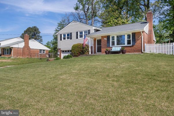 Backyard, Exterior, Facade, Brick Facade, Split Level