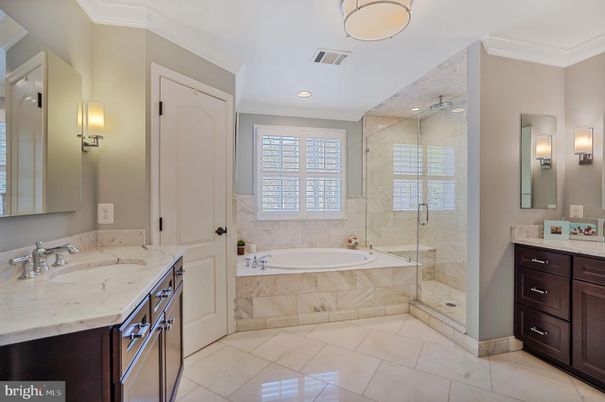 Bathroom, Dual Sink Vanities, Glass Shower, Interior, Recessed Lighting