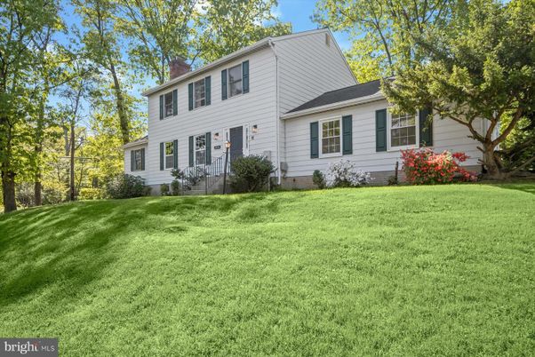 Backyard, Exterior, Facade, Farmhouse