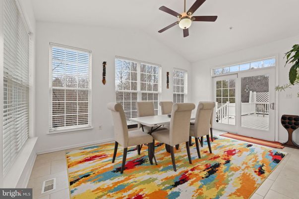 Dining room, Interior