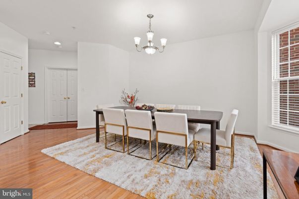 Chandelier, Dining room, Interior, Recessed Lighting, Wood Texture Flooring