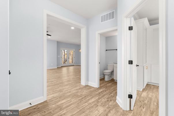 Bathroom, Interior, Recessed Lighting, Wood Texture Flooring
