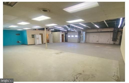 Garage, Interior, Recessed Lighting