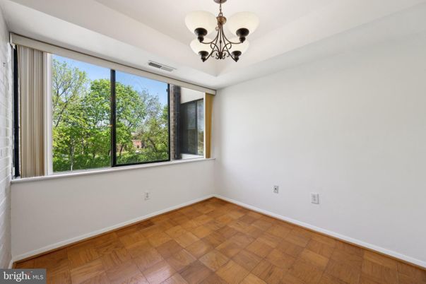 Chandelier, Empty room, Interior, Wood Texture Flooring