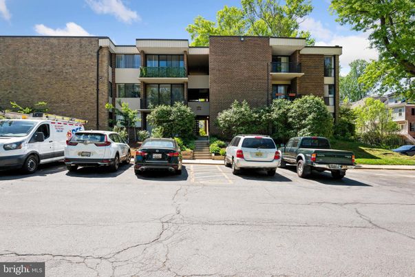 Exterior, Facade, Brick Facade, Modern