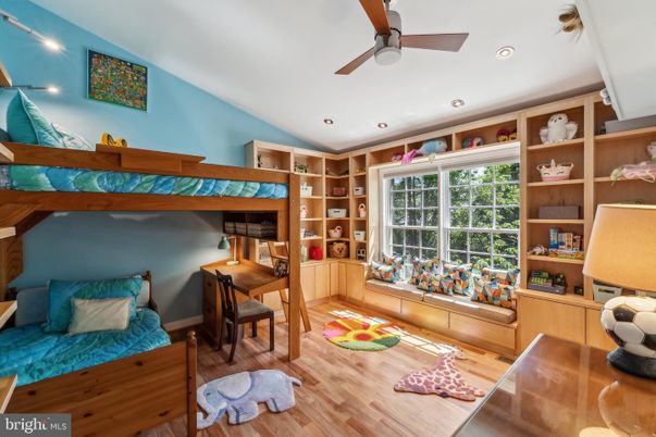 Bedroom, Home Office, Interior, Recessed Lighting, Wood Texture Flooring