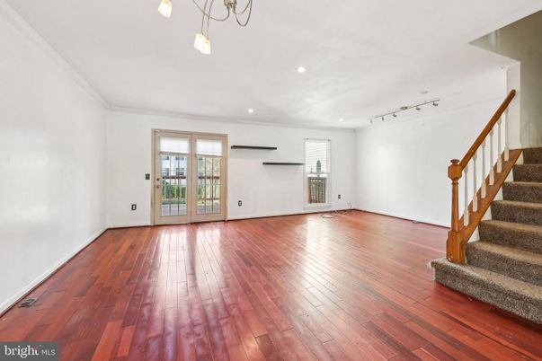 Empty room, Interior, Pendant Lights, Recessed Lighting, Wood Texture Flooring