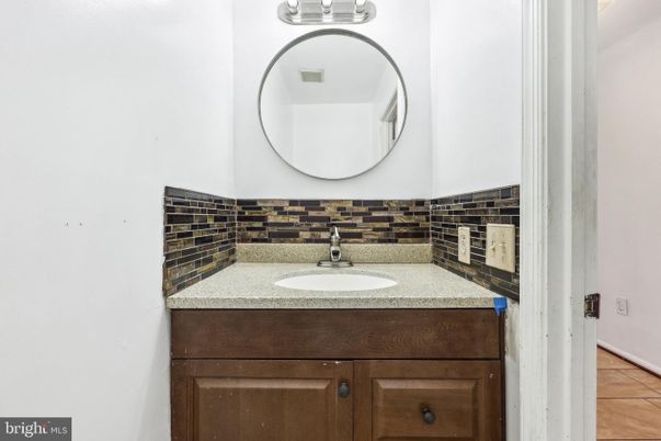Bathroom, Interior