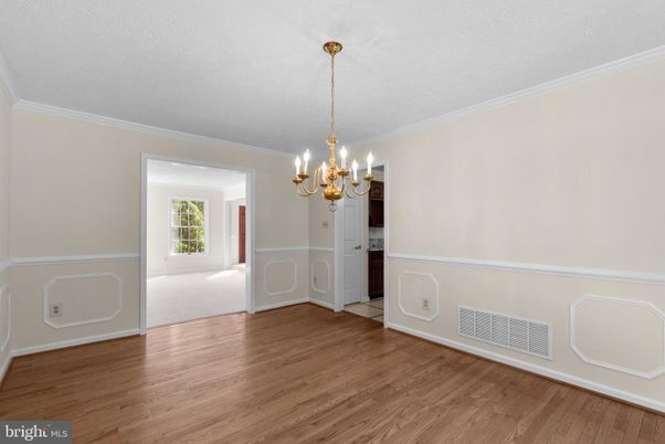 Chandelier, Empty room, Interior, Wood Texture Flooring