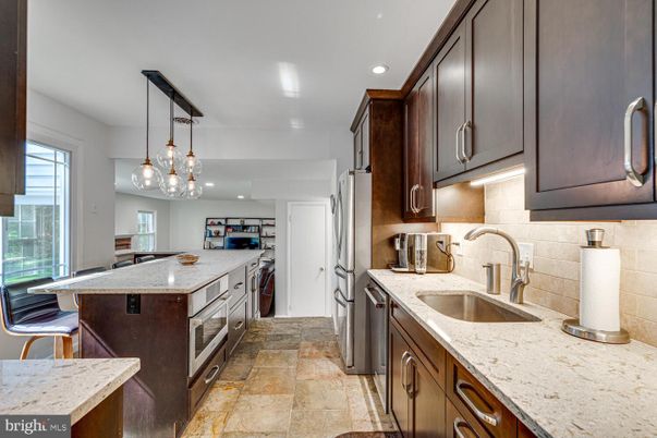 Interior, Kitchen, Pendant Lights, Recessed Lighting