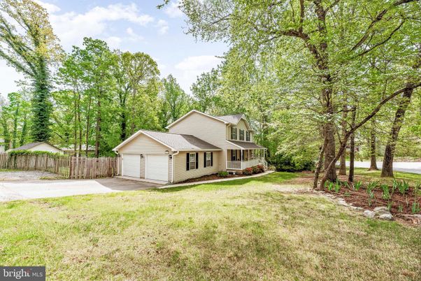 Backyard, Detached Garage, Exterior