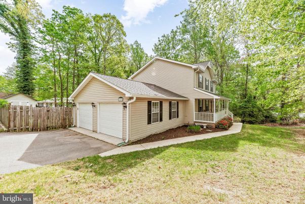 Backyard, Detached Garage, Exterior