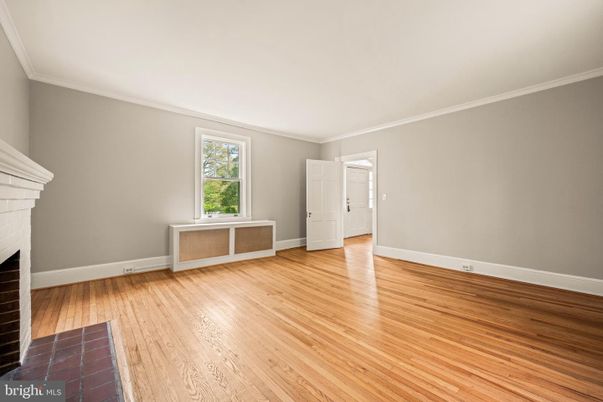 Empty room, Fireplace, Interior, Wood Texture Flooring