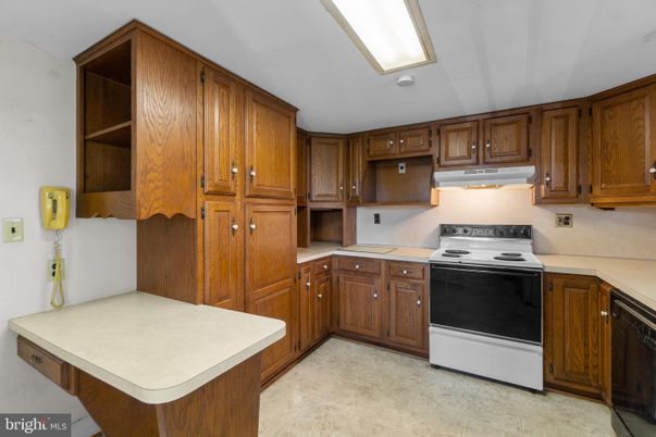 Interior, Kitchen