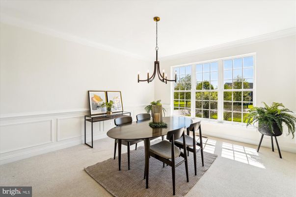 Chandelier, Dining room, Interior