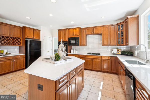 Interior, Kitchen, Recessed Lighting, Tile Countertops