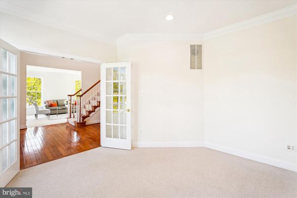 Empty room, Interior, Living room, Recessed Lighting, Wood Texture Flooring