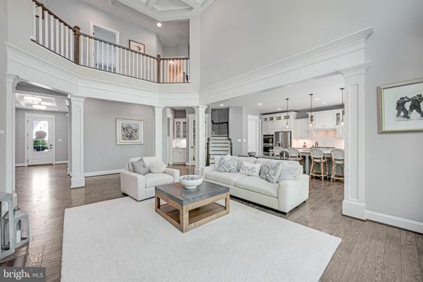 Interior, Kitchen, Living room, Pendant Lights, Recessed Lighting, Stainless Steel Appliances, Wood Texture Flooring