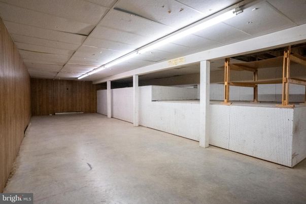 Interior, Wooden Walls