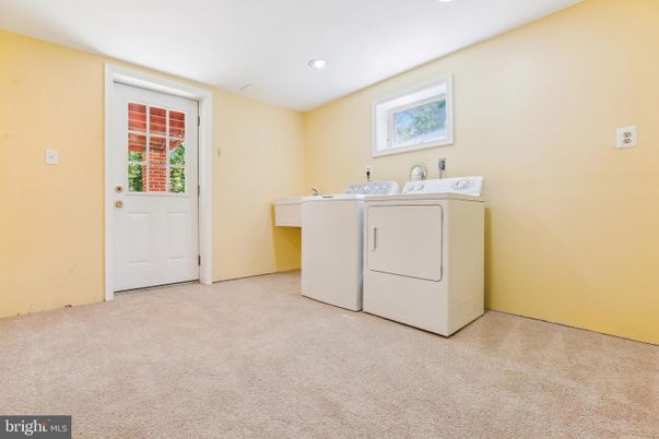 Interior, Recessed Lighting, Washer
