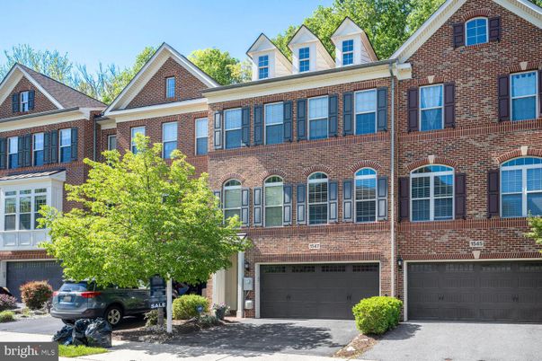 Attached, Exterior, Facade, Brick Facade, Rowhouse