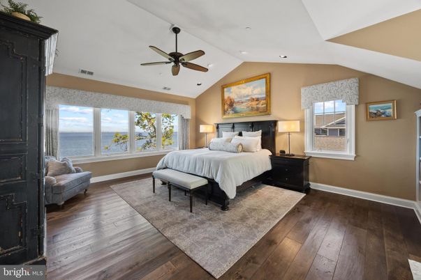 Bedroom, Interior, Recessed Lighting, Water, Wood Texture Flooring