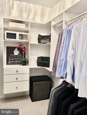 Interior, Walk-in Closets