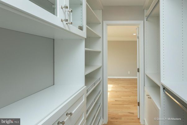 Interior, Walk-in Closets, Wood Texture Flooring