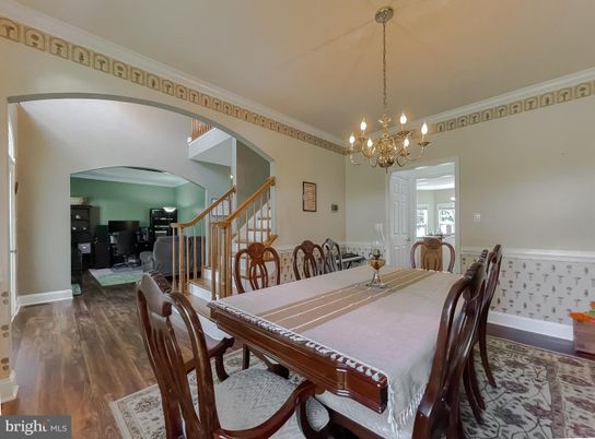 Chandelier, Dining room, Interior, Wood Texture Flooring