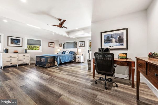 Bedroom, Home Office, Interior, Recessed Lighting, Wood Texture Flooring