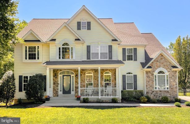 Exterior, Facade, Farmhouse