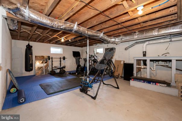Fitness Equipment, Interior, Wooden Beams, Wooden Ceilings