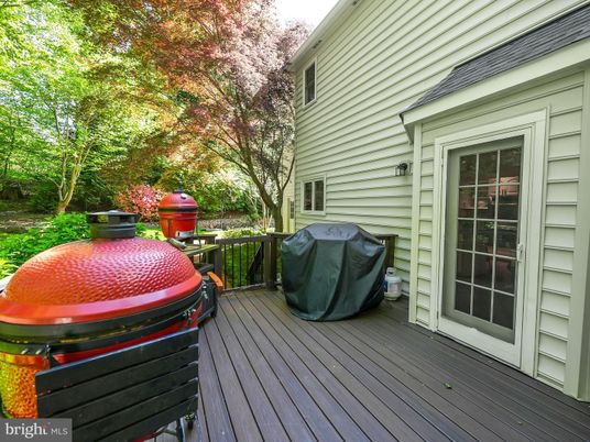 Exterior, Hot Tub