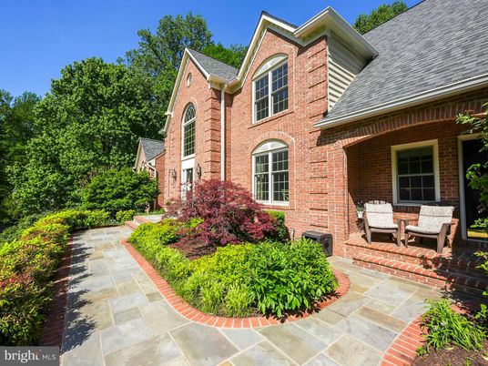 Exterior, Facade, Brick Facade, Brick Traditional