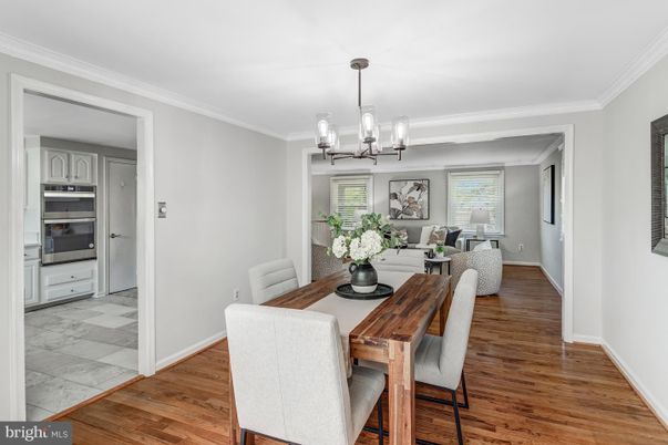 Chandelier, Dining room, Interior, Kitchen, Living room, Wood Texture Flooring