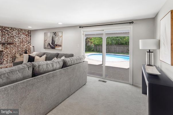 Interior, Living room, Recessed Lighting, Stone Walls
