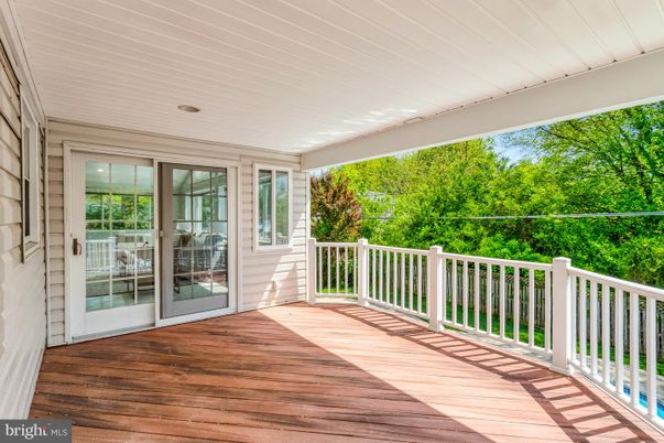 Exterior, Wood Texture Flooring